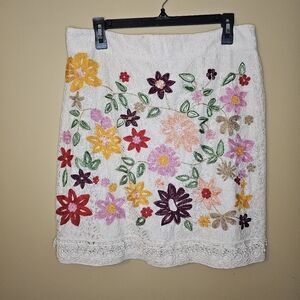 Anthropologie Maeve Floral embroidered skirt Size 12